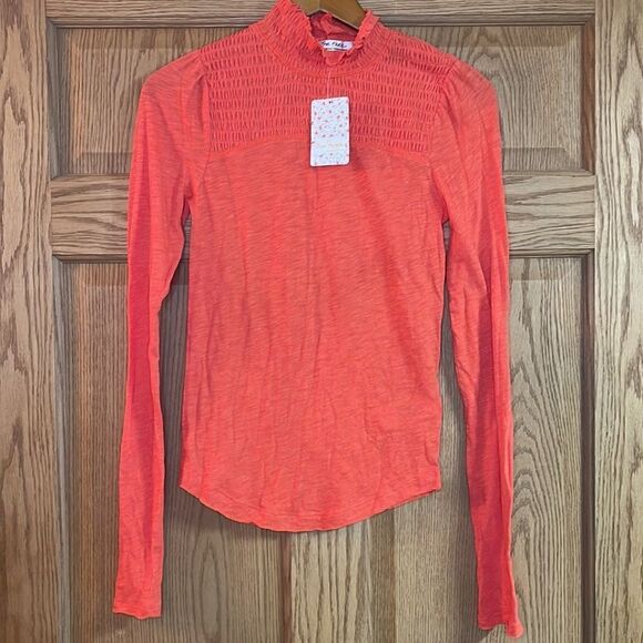 WE THE FREE I FREE PEOPLE  Smocked Turtleneck *NWT* - Picture 5 of 13